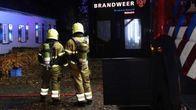 brandweer-helvoirt-donker-brandweermannen