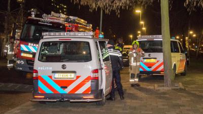 Door politie gezochte man hangt op z'n kop in spouwmuur vast