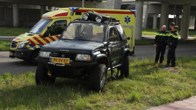 Auto slaat over de kop na afbreken achteras 