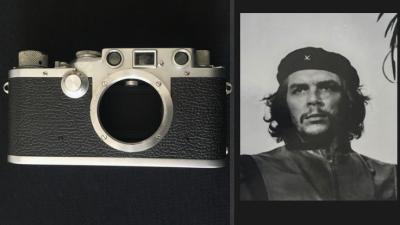 Fotocamera Alberto Kordaonder de hamer