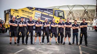 Team Van de Laar klaar voor de start van Dakar