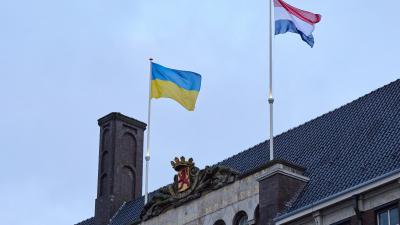 Vlag Oekraïne op dak