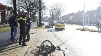 Fietser geschept door auto in Zeist