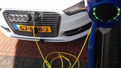 Tweede Kamer stemt in met motie elektrische auto's 