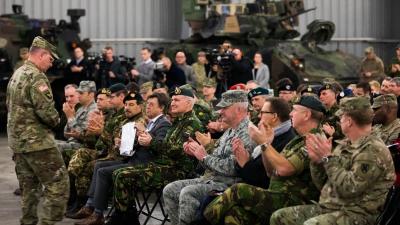 Amerikanen heropenen depot voor militaire voertuigen