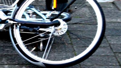 Foto van fiets op de grond | MV