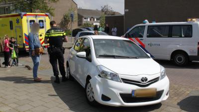 Jongetje op step aangereden door auto
