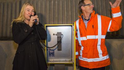 Minister Schultz opent nieuwe A4