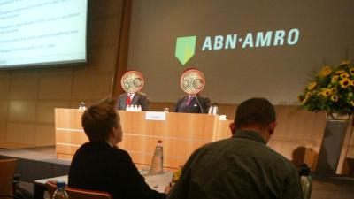 ABN Amro blijft bij salarisverhoging top