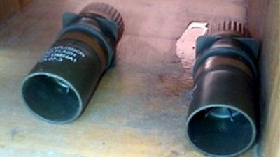 Foto van de twee granaten | Politie/EOD