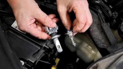 ANWB bepleit vervanging halogeen door LED-lampen bij auto’s