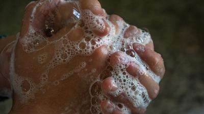 NVWA: Slechts 13% onderzochte handdesinfectiemiddelen voldoet aan wettelijke eisen