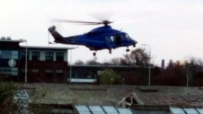Aalsmeerders opgeschikt door landing grote helikopter in woonwijk