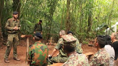 Nederlandse militairen zijn begonnen aan de jungletraining in Suriname.
