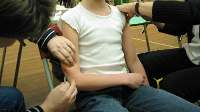 Jongeren krijgen oproep voor vaccinatie tegen meningokokken