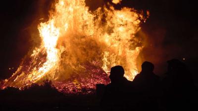 Den Haag vraagt mensen om beelden van vonkenregen Scheveningen