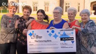 Zes vrouwen uit Wales winnen miljoenen in jackpot