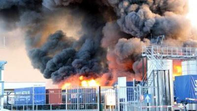 foto van grote brand Oosterhout | Jeroen Stuve