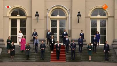 kabinet-rutte-iv-koning-bordesfoto-Noordeinde