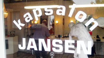 Lichte omzetgroei detailhandel in september