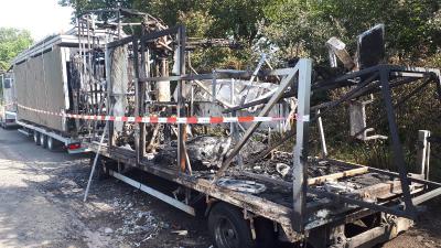 Kermisattractie in brand gestoken