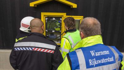 Pas geopende Ketheltunnel in A4 gesloten om storing