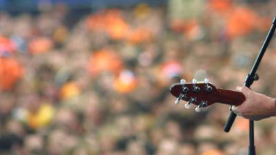 koningsdag-gitaar-optreden