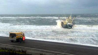 foto van gestrand schip | Kustwacht