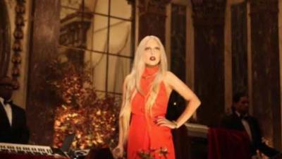 Lady Gaga's jumpsuit voor hoogste bieder