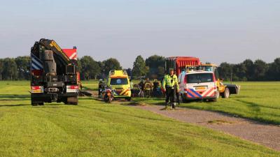 Man bekneld in landbouwmachine bij Donderen