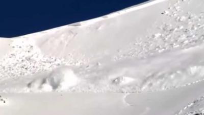 10 skiërs bedolven onder een lawine in Zwitserse Alpen