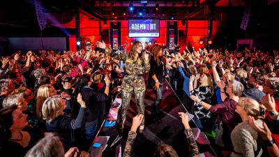 Trijntje zingt samen met megakoor voor longonderzoek