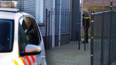 Grote hoeveelheid grondstoffen voor drugs aangetroffen in loods Veghel