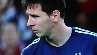 Messi drie weken uit de roulatie na topper in Camp Nou