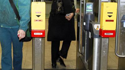 Defensie bouwt metrostation na in bos 
