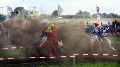 Zevenhoven in het teken van motorcross 