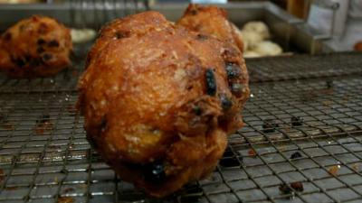 Koopmans vergeet gist toe te voegen aan oliebollenmix