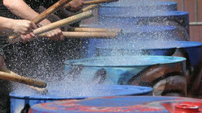 olievaten-trommel-water