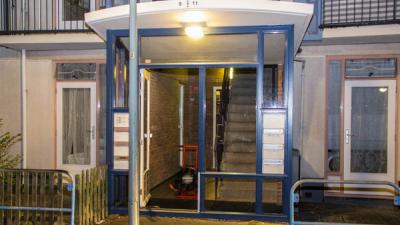 Zes woningen in Vlaardingen ontruimd vanwege benzinelucht