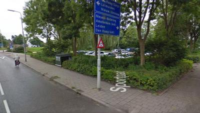 Vrouw weet aan haar ontvoerders te ontsnappen in Roelofarendsveen