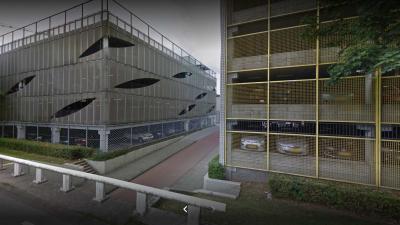 Parkeergarage Almere Stad per direct dicht vanwege scheuren