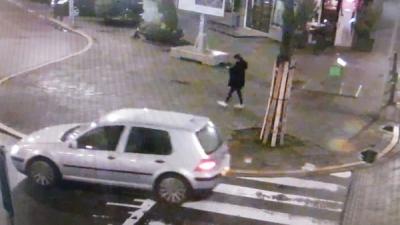 Wie zijn de dame en mannen op deze beelden?