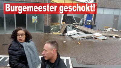 Enorme ravage na plofkraak in Uithoorn