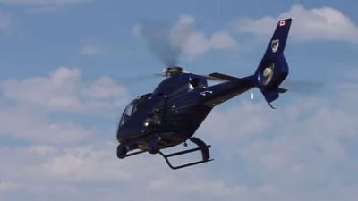 Bemanning politiehelikopter deelt seksgesprek met omgeving
