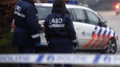 Bizar: Twee doden en gewonde en veel schade bij dubbele carjacking