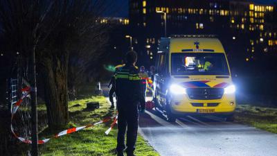 politie-afzetlint-ambulance-donker