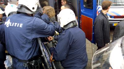 Politie houdt 6 verdachten aan bij anti-ISIS demo Den Haag