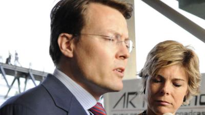 Prins Constantijn fietst virtual reality tocht langs Europese kunst