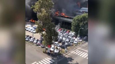 Doden en tientallen gewonden bij grote explosie tankwagen in Italië