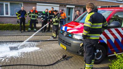 Brandweer en gemeente Best hebben het maar druk met stikend riool